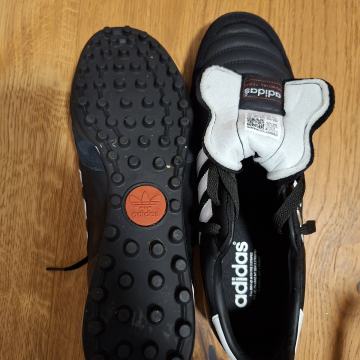 Tenisice za odrasle Mundial Team turf