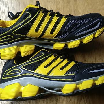 TENISICE/PATIKE ELVITON