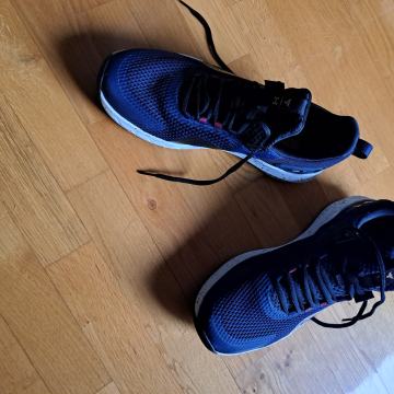 Tenisice under Armour  br 44