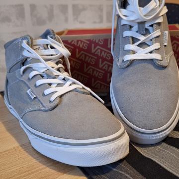 Nove tenisice Vans
