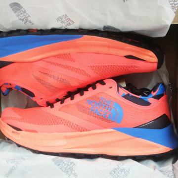 The North Face ,VICTIV ENDURIS 3