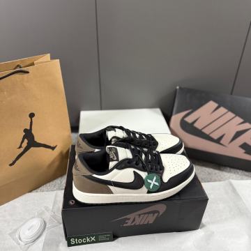 Travis Scott x Air Jordan 1 Low Reverse Mocha