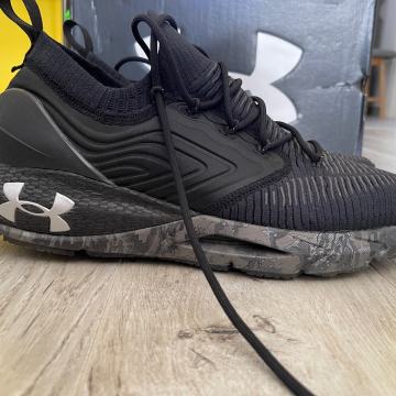 Under Armour HOVR 2, Phantom tenisice, broj 46!