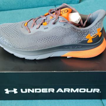 Under Armour HOVR Turbulence 2 *NOVO*