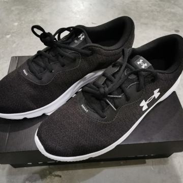 UNDER ARMOUR MOJO 2