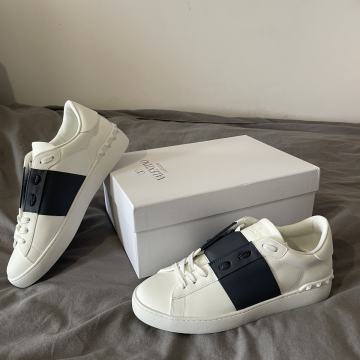 NOVE!!! Valentino Garavani Rockstud Tenisice