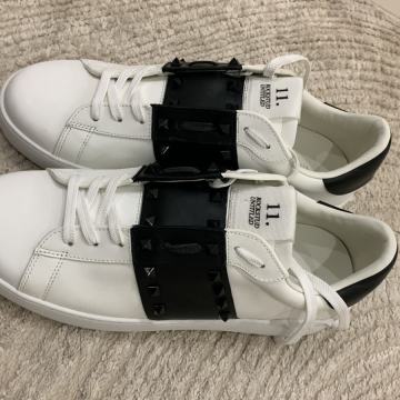 Nove Valentino tenisice!