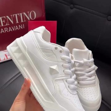 Valentino Tenisice