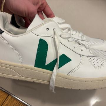 Veja tenisice 45 vel