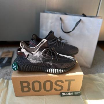 Yeezy 350 Black