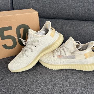 Yeezy 350 boost 44