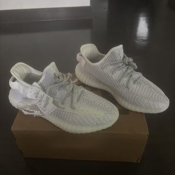 Yeezy 350 static