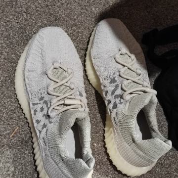 Yeezy boost 350 TOP STANJE ORIGINAL!!!