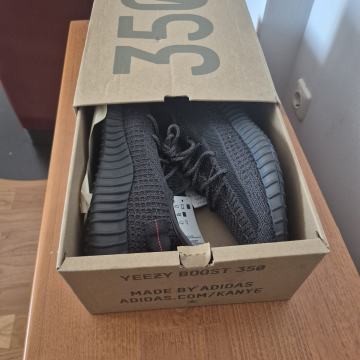 Yeezy boost 350
