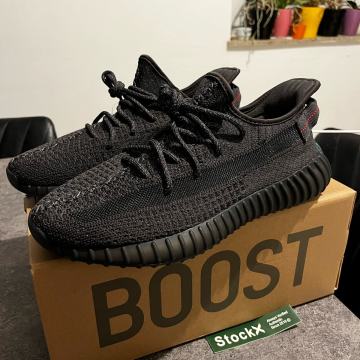 Yeezy Boost 350V2 Black Reflective