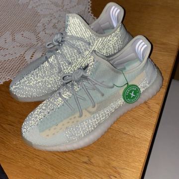 Yeezy Reflective 44.5