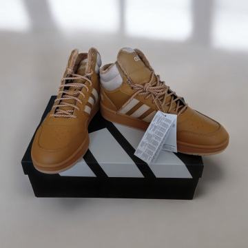 Zimske tenisice Adidas vel 45 1/3