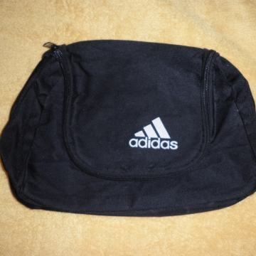 ADIDAS - LAGANA MUŠKA TORBICA / NESESER 23 x 18cm