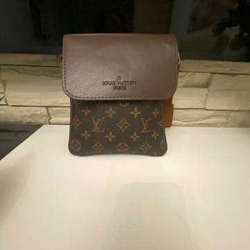 LOUIS VUITTON TORBICA