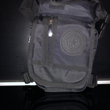 MOTO / ARMY TORBICA ZA BEDRO- CRNA -ODLIČNA !!!