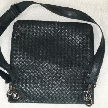 BOTTEGA VENETA muška torba