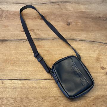 Calvin Klein kožna torba na rame NOVO