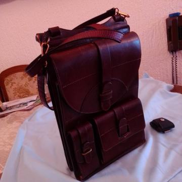 časnička muška kožna torba