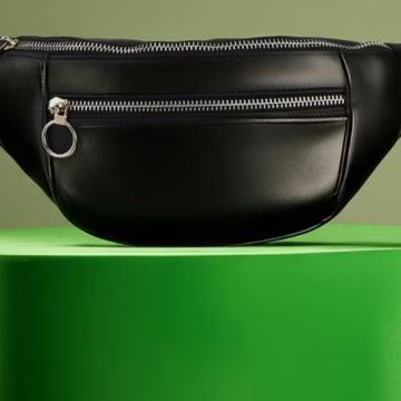 Crna torbica oko struka - NOVO