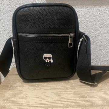 KARL LAGERFIELD ( kozna torbica ) NOVO. NOVO .