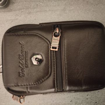 Kožna torbica za dokumente i telefon