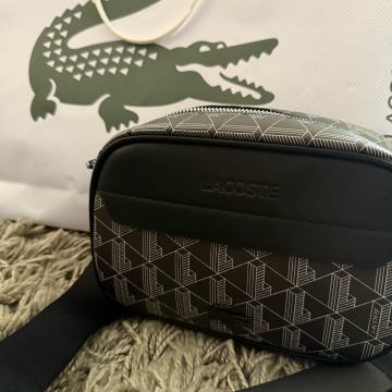 Lacoste torbica