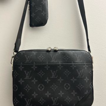 Louis vuitton duo massenger bag