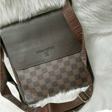 Louis Vuitton Torbca