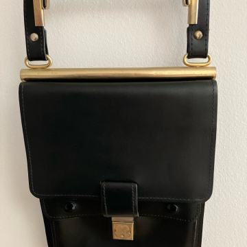 Muška kožna torbica sa remenom