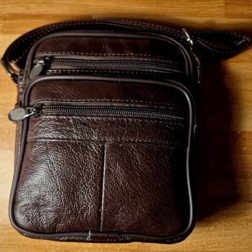 Muška kožna torbica