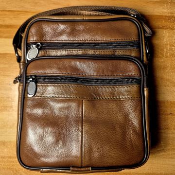 Muška kožna torbica