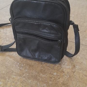 muska mala kožna torba