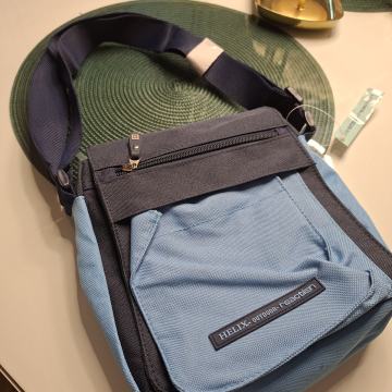 MUŠKA PLAVA TORBA  - NOVO S ETIKETOM