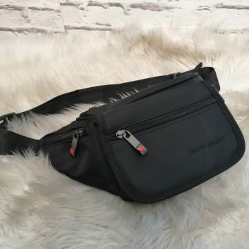 Muška pojasna torbica
