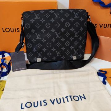 Muška torba torbica Louis Vuitton, koža
