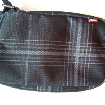 Quicksilver muška crna torba!