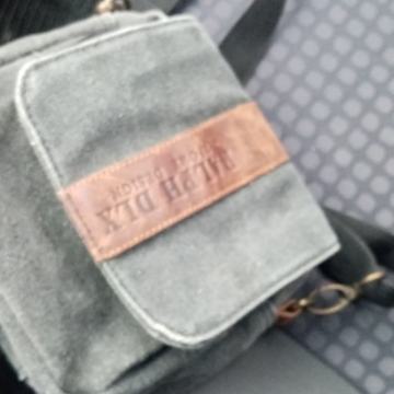 Ralph dlx torbica 15x15x4cm kvalitetna torbica