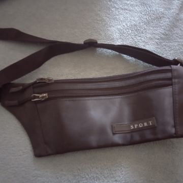 Sports torbica/pederuša 12x25 kvalitetna i praktična