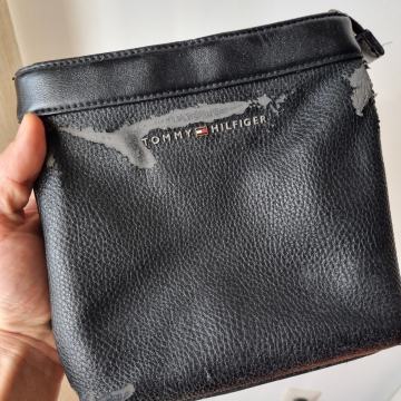 TOMMY HILFINGER origigi kožna torbica, cif ko nov