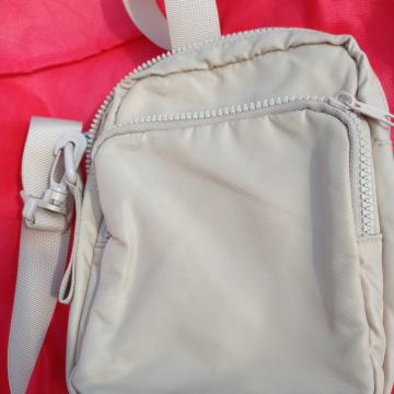 TORBICA -MONOKL-Bež boja