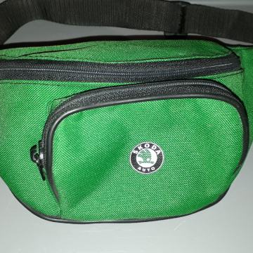 Torbica za oko pojasa