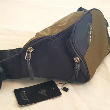 Torbica oko struka, Pilot, NOVA, ne korištena, dostava cijela HR