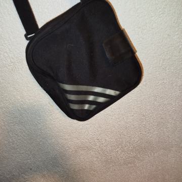 torbica pederusa  ko nova