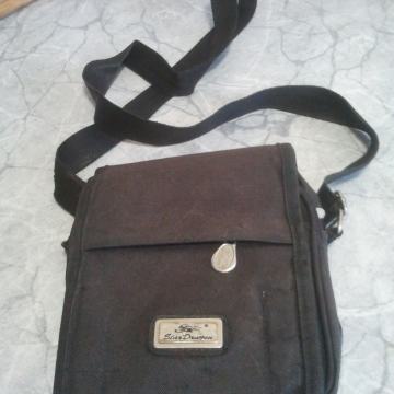 Torbica za ruku i rame ,nošena , vidi slike!