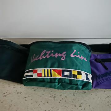 Unisex torbica oko struka sa remenom i tri džepa - Yachting Line